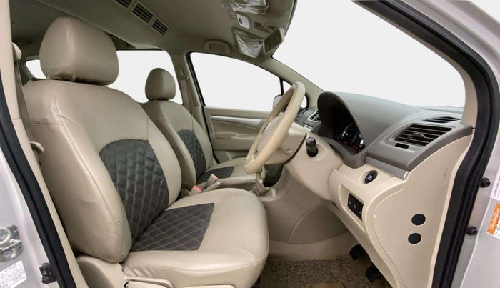 2017 Maruti Ertiga ZDI + SHVS, Diesel, Manual, 62,697 km, Right Side Front Door Cabin