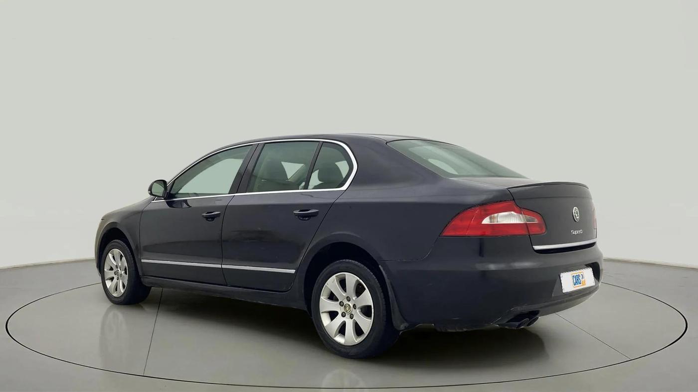 2013 Skoda Superb ELEGANCE 1.8 TSI MT, Petrol, Manual, 1,05,398 km, Left Back Diagonal