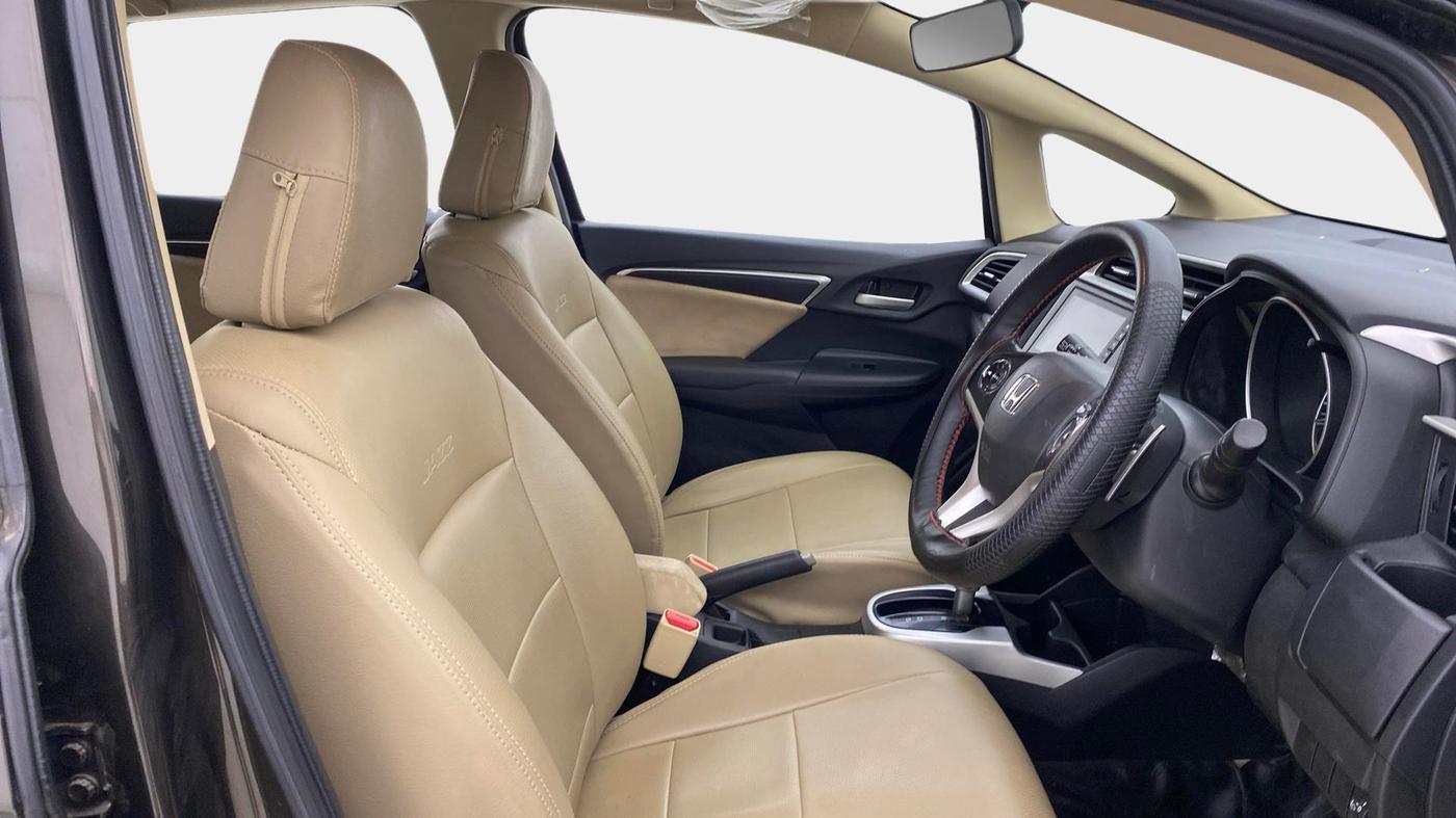 2021 Honda Jazz 1.2L I-VTEC ZX CVT, Petrol, Automatic, 62,932 km, Right Side Front Door Cabin