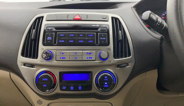2013 Hyundai i20 MAGNA O 1.2, Petrol, Manual, 82,253 km, Air Conditioner