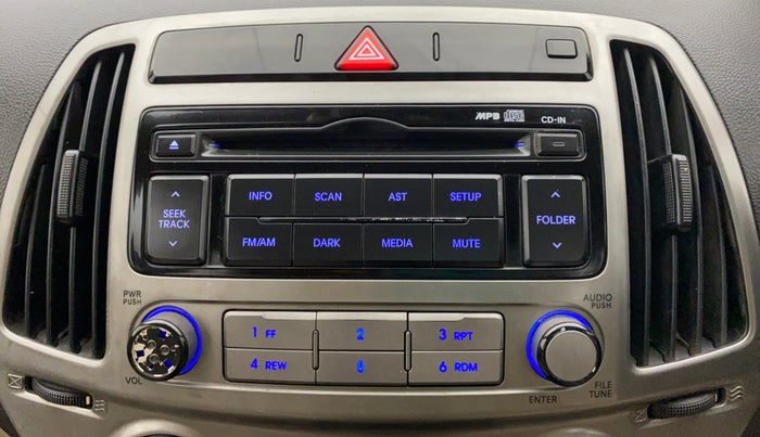 2013 Hyundai i20 MAGNA O 1.2, Petrol, Manual, 82,253 km, Infotainment System