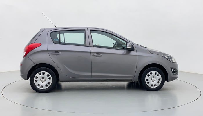 2013 Hyundai i20 MAGNA O 1.2, Petrol, Manual, 82,253 km, Right Side View