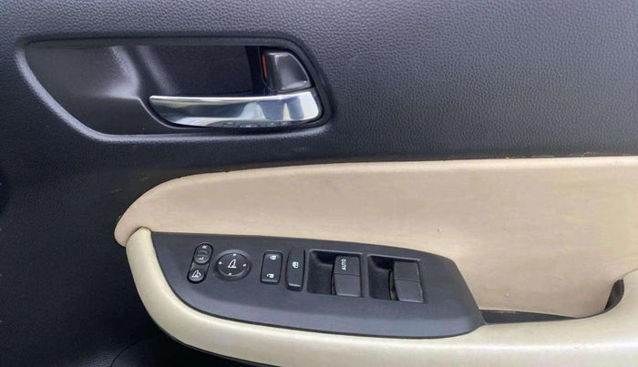 2021 Honda City 1.5L I-VTEC VX, Petrol, Manual, 22,555 km, Driver Side Door Panels Control