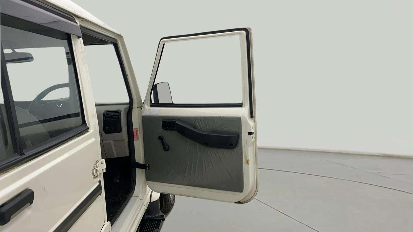 2023 Mahindra Bolero B4, Diesel, Manual, 21,206 km, RHS Front Door