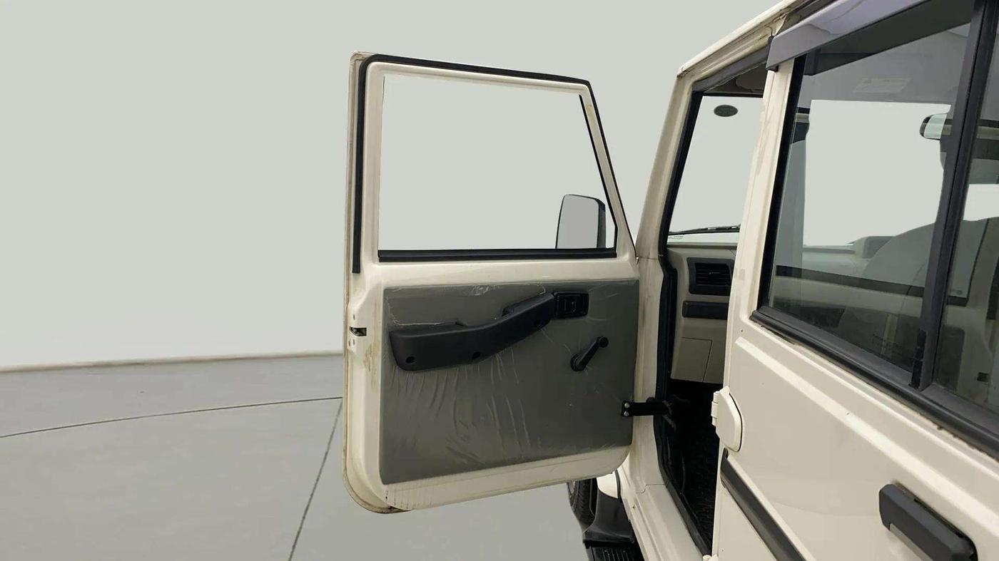 2023 Mahindra Bolero B4, Diesel, Manual, 21,206 km, LHS Front Door