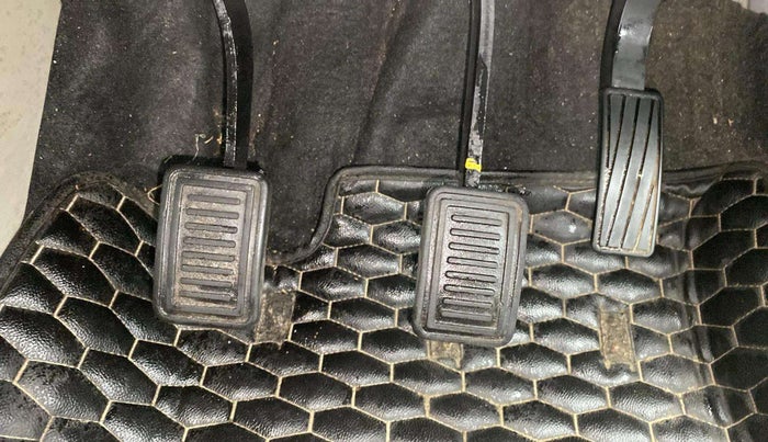 2023 Mahindra Bolero B4, Diesel, Manual, 21,090 km, Pedals