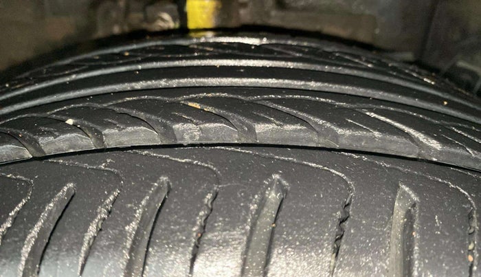 2018 Ford Ecosport TITANIUM 1.5L PETROL, Petrol, Manual, 49,169 km, Right Front Tyre Tread