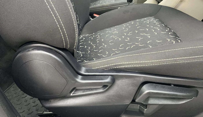 2023 Tata Tiago XZA PLUS PETROL, Petrol, Automatic, 26,623 km, Driver Side Adjustment Panel