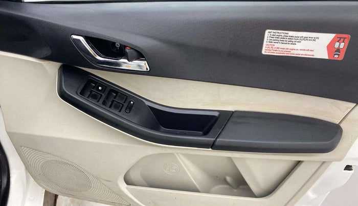 2023 Tata Tiago XZA PLUS PETROL, Petrol, Automatic, 26,623 km, Driver Side Door Panels Control