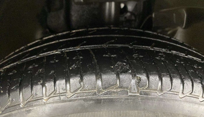 2022 Tata TIGOR XZA PLUS PETROL, Petrol, Automatic, 49,947 km, Right Front Tyre Tread