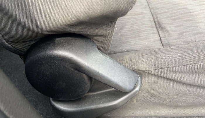2016 Maruti Baleno DELTA CVT PETROL 1.2, Petrol, Automatic, 43,137 km, Driver Side Adjustment Panel