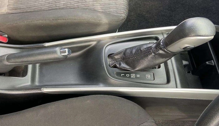 2016 Maruti Baleno DELTA CVT PETROL 1.2, Petrol, Automatic, 43,137 km, Gear Lever