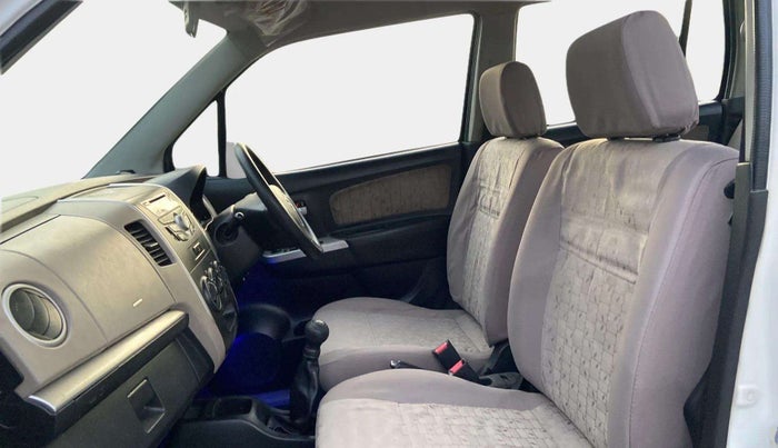 2015 Maruti Wagon R 1.0 VXI, CNG, Manual, 82,729 km, Right Side Front Door Cabin
