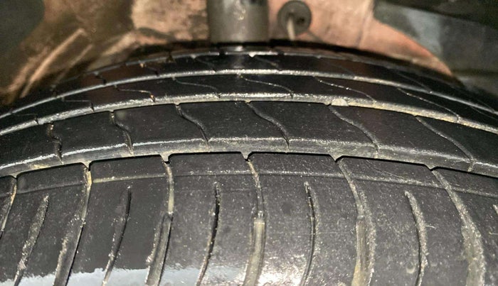 2019 MG HECTOR SHARP 1.5 DCT PETROL, Petrol, Automatic, 29,207 km, Right Front Tyre Tread
