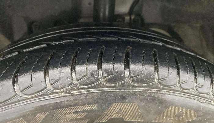 2017 Ford Ecosport TITANIUM 1.5L PETROL AT, Petrol, Automatic, 69,846 km, Left Front Tyre Tread