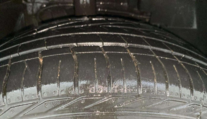 2023 Tata NEXON XZ PLUS PETROL, Petrol, Manual, 27,182 km, Right Front Tyre Tread