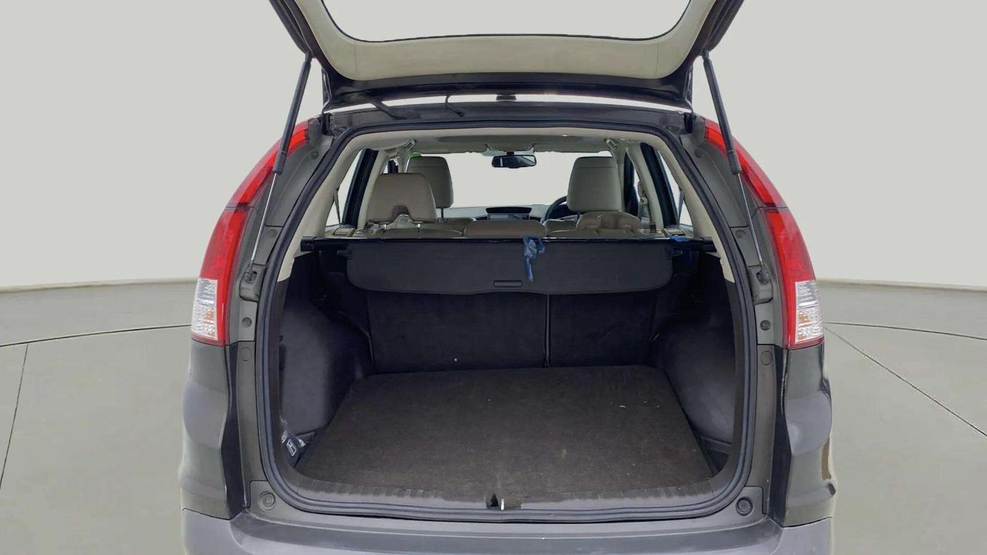 2015 Honda CRV 2.4 AWD AT, Petrol, Automatic, 1,22,728 km, Boot Inside