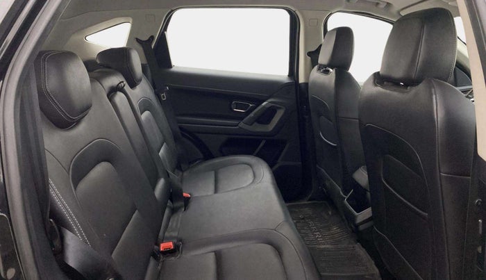 2021 Tata Harrier XZA PLUS 2.0L DARK EDITION, Diesel, Automatic, 92,586 km, Right Side Rear Door Cabin