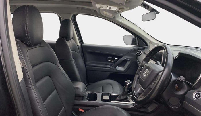 2021 Tata Harrier XZA PLUS 2.0L DARK EDITION, Diesel, Automatic, 92,586 km, Right Side Front Door Cabin