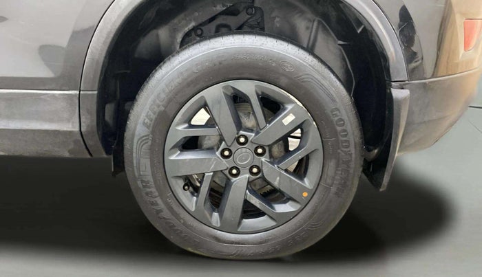 2021 Tata Harrier XZA PLUS 2.0L DARK EDITION, Diesel, Automatic, 92,586 km, Left Rear Wheel