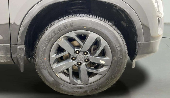 2021 Tata Harrier XZA PLUS 2.0L DARK EDITION, Diesel, Automatic, 92,586 km, Right Front Wheel
