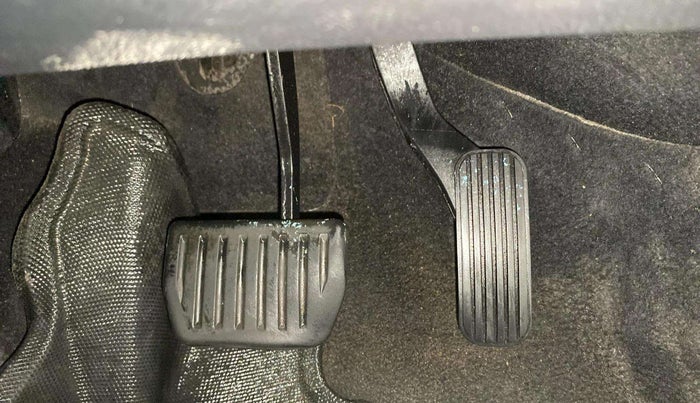 2021 Tata Harrier XZA PLUS 2.0L DARK EDITION, Diesel, Automatic, 92,586 km, Pedals