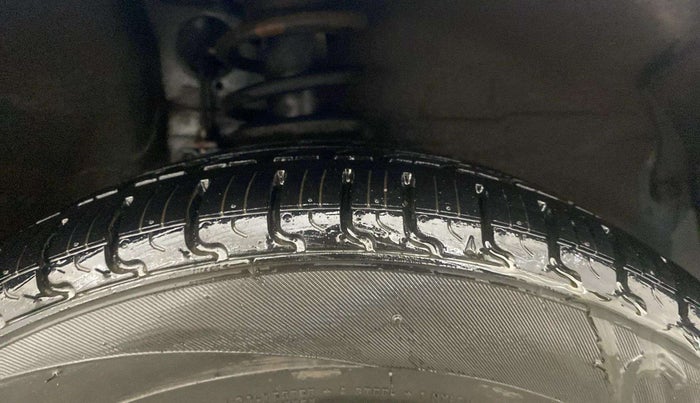 2015 Maruti Alto K10 VXI, Petrol, Manual, 40,845 km, Right Front Tyre Tread