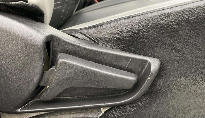 2023 Maruti Alto K10 LXI, Petrol, Manual, 17,401 km, Driver Side Adjustment Panel