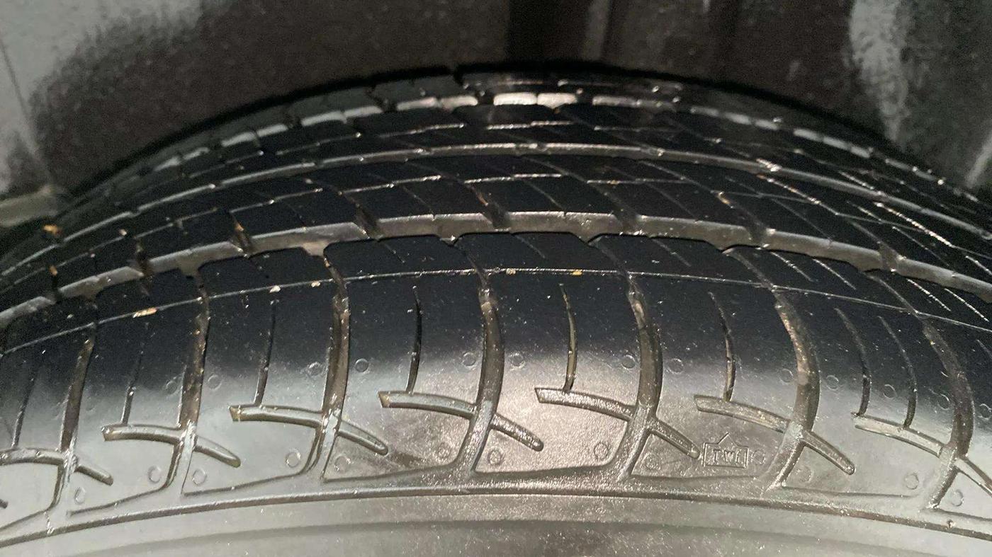 2019 Volkswagen Ameo COMFORTLINE 1.0L, Petrol, Manual, 8,934 km, Left Rear Tyre Tread