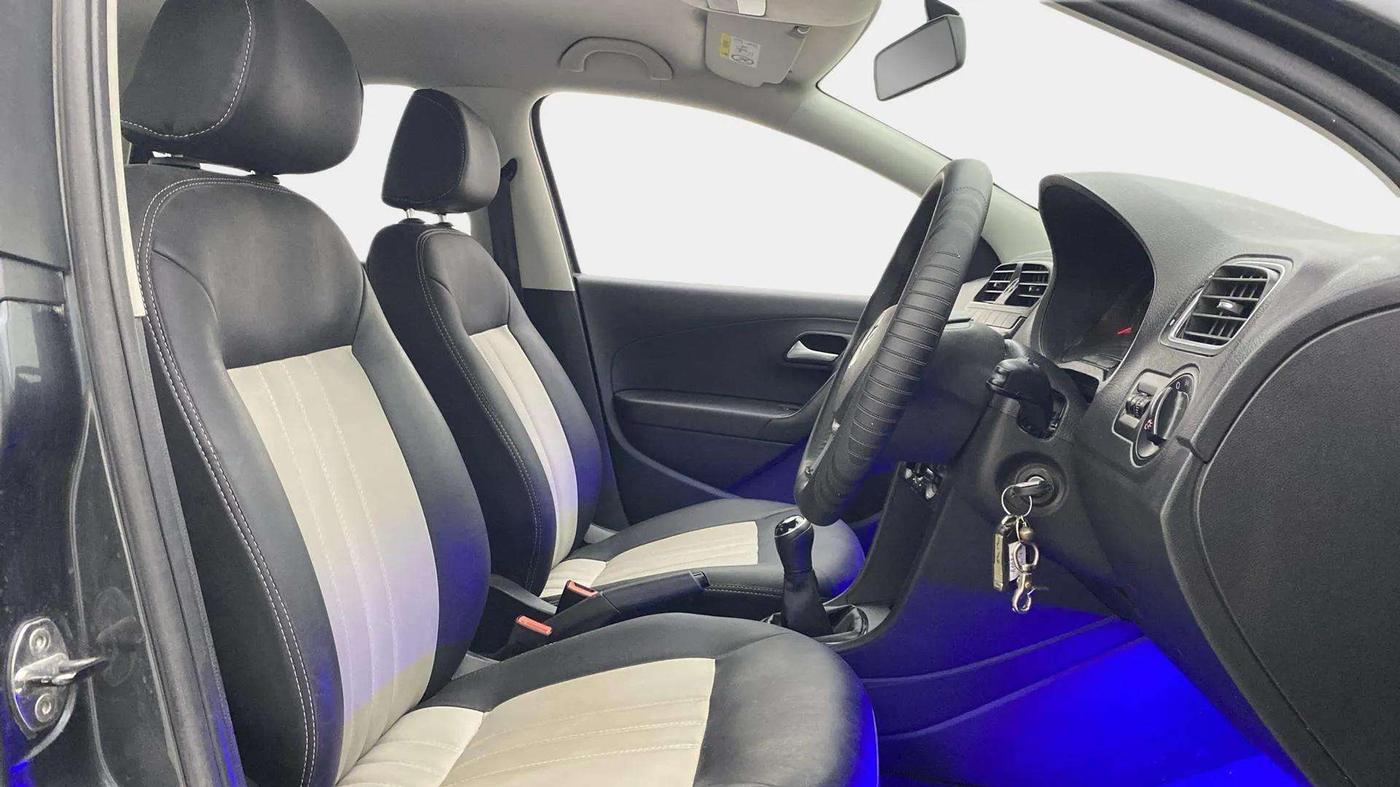 2019 Volkswagen Ameo COMFORTLINE 1.0L, Petrol, Manual, 8,934 km, Right Side Front Door Cabin