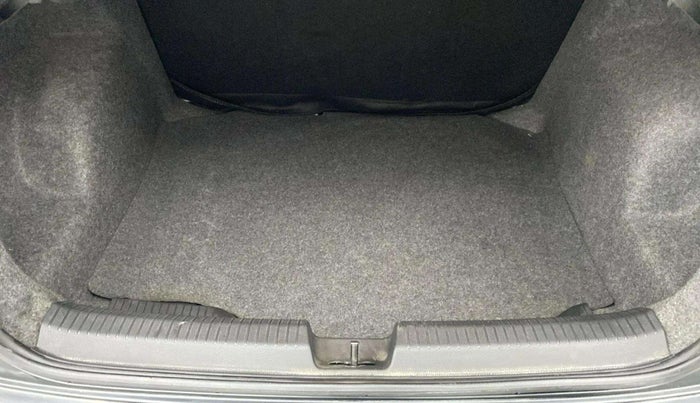2019 Volkswagen Ameo COMFORTLINE 1.0L, Petrol, Manual, 8,792 km, Boot Inside