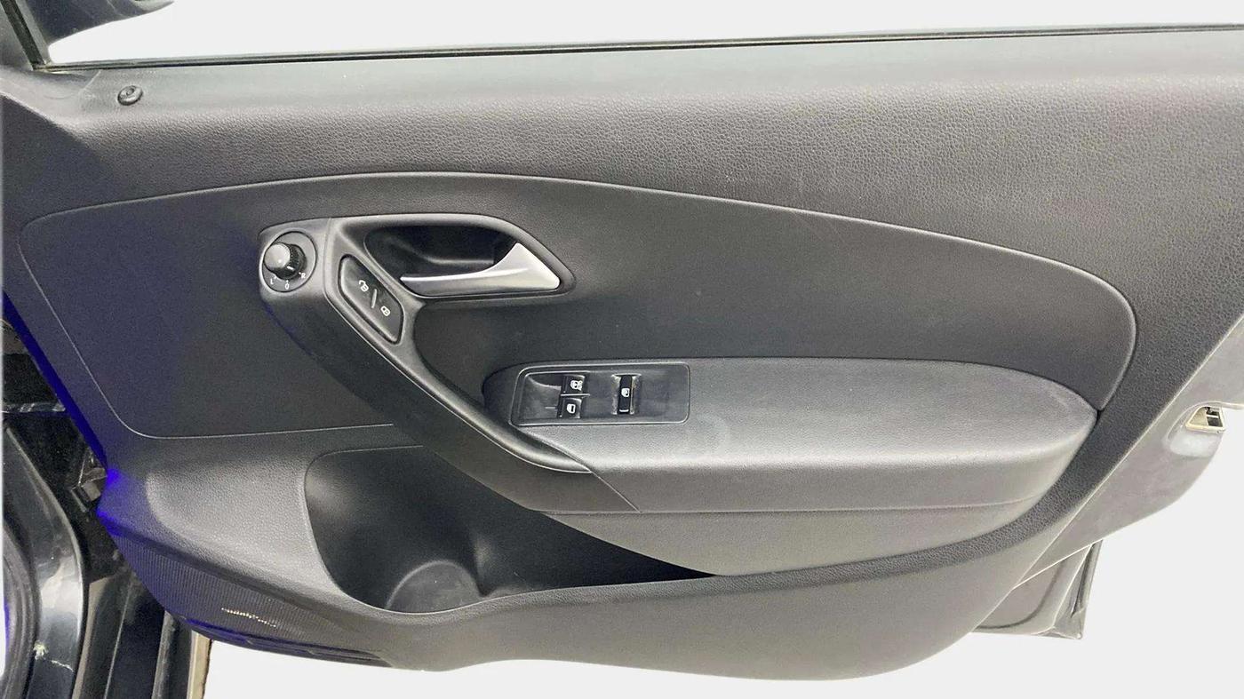 2019 Volkswagen Ameo COMFORTLINE 1.0L, Petrol, Manual, 8,934 km, Driver Side Door Panels Control
