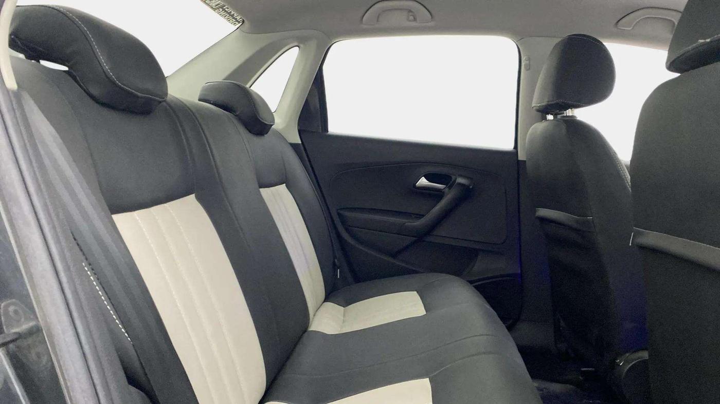 2019 Volkswagen Ameo COMFORTLINE 1.0L, Petrol, Manual, 8,934 km, Right Side Rear Door Cabin