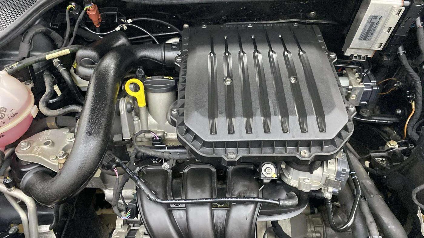2019 Volkswagen Ameo COMFORTLINE 1.0L, Petrol, Manual, 8,934 km, Engine View