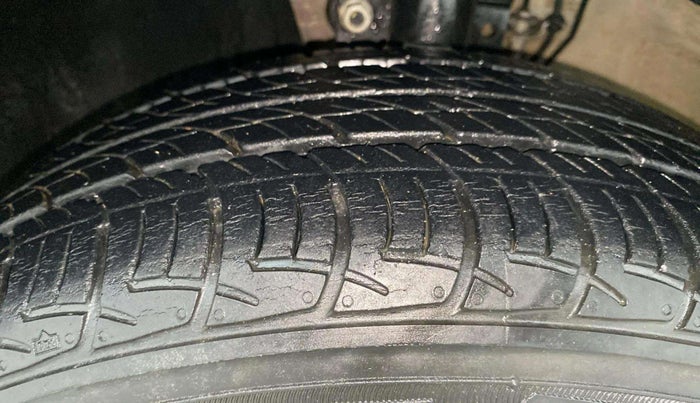 2019 Volkswagen Ameo COMFORTLINE 1.0L, Petrol, Manual, 8,792 km, Left Front Tyre Tread