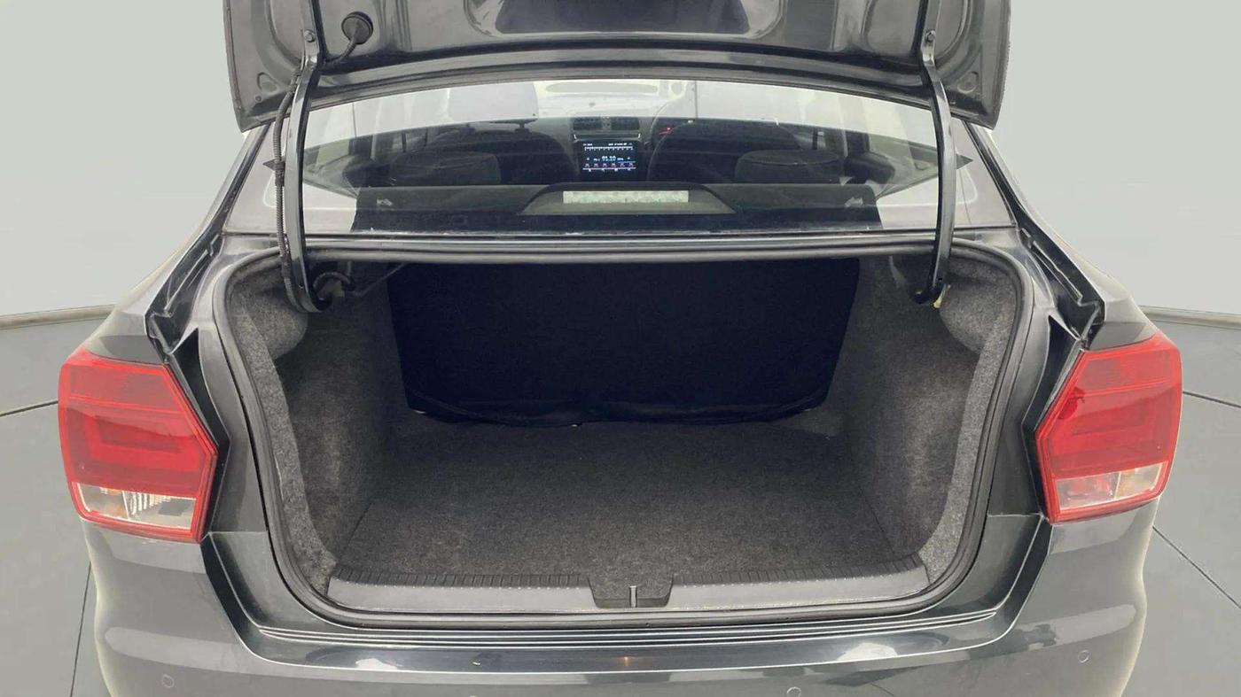2019 Volkswagen Ameo COMFORTLINE 1.0L, Petrol, Manual, 8,934 km, Boot Open Zoomed View