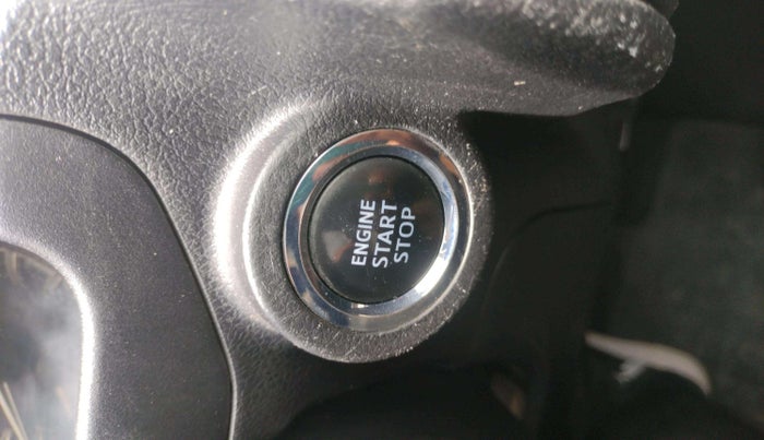 2021 Toyota Innova Crysta 2.4 ZX AT 7 STR, Diesel, Automatic, 99,912 km, Keyless Start/ Stop Button