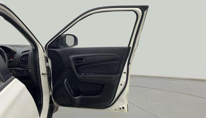 2021 Maruti Vitara Brezza VXI AT SHVS, Petrol, Automatic, 67,008 km, RHS Front Door