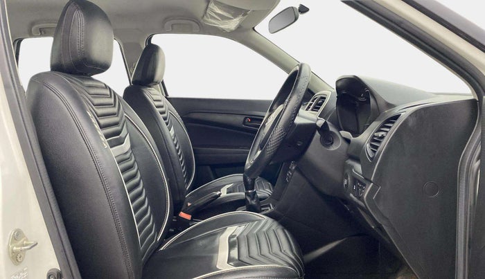 2021 Maruti Vitara Brezza VXI AT SHVS, Petrol, Automatic, 67,008 km, Right Side Front Door Cabin