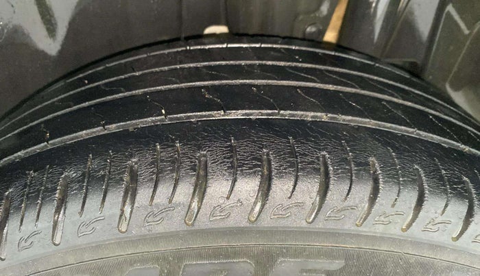2021 Maruti Vitara Brezza VXI AT SHVS, Petrol, Automatic, 67,008 km, Left Rear Tyre Tread