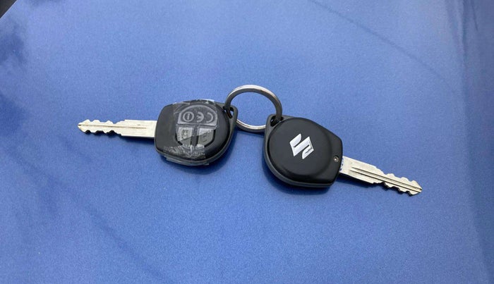 2017 Maruti Baleno DELTA PETROL 1.2, Petrol, Manual, 33,163 km, Key Close Up