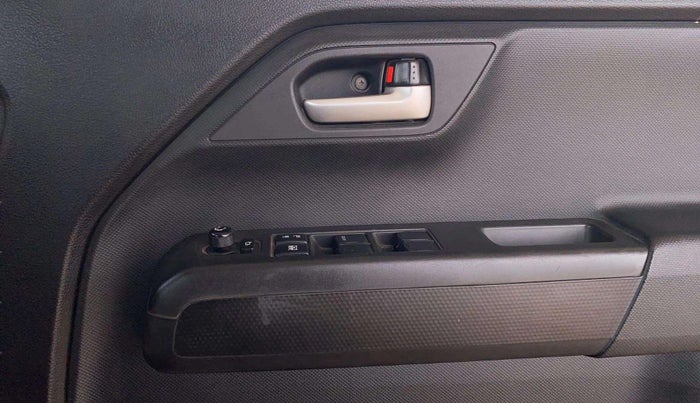2019 Maruti New Wagon-R ZXI 1.2 AMT, Petrol, Automatic, 52,694 km, Driver Side Door Panels Control