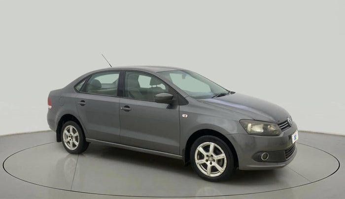 2013 Volkswagen Vento HIGHLINE PETROL AT, Petrol, Automatic, 94,359 km, Right Front Diagonal