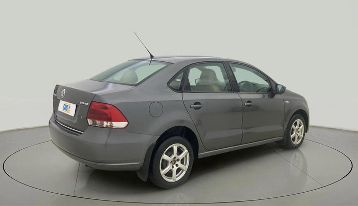 2013 Volkswagen Vento HIGHLINE PETROL AT, Petrol, Automatic, 94,359 km, Right Back Diagonal