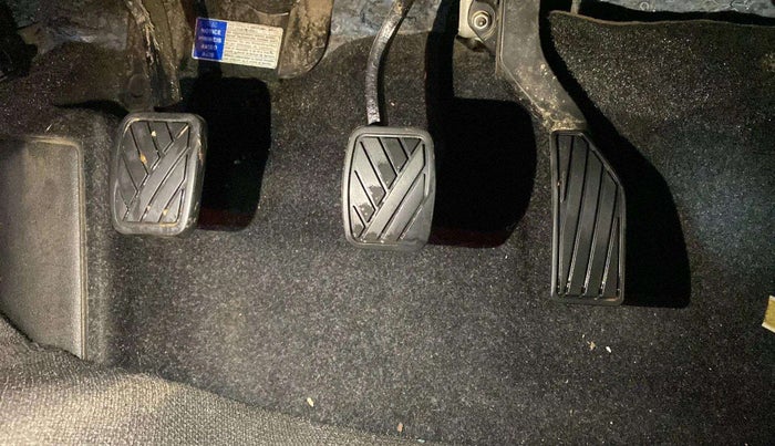 2021 Maruti Vitara Brezza VXI, Petrol, Manual, 83,880 km, Pedals