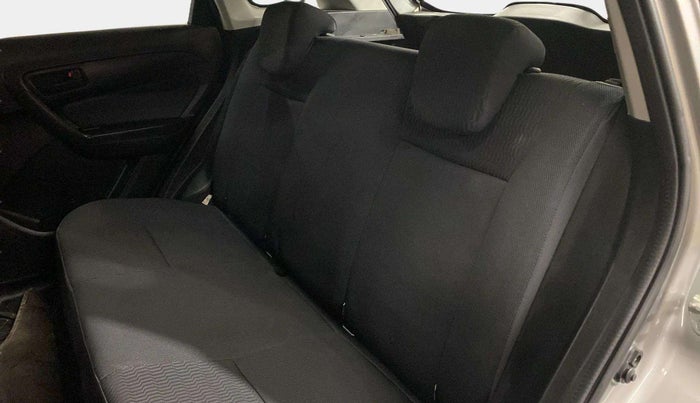 2021 Maruti Vitara Brezza VXI, Petrol, Manual, 83,880 km, Right Side Rear Door Cabin