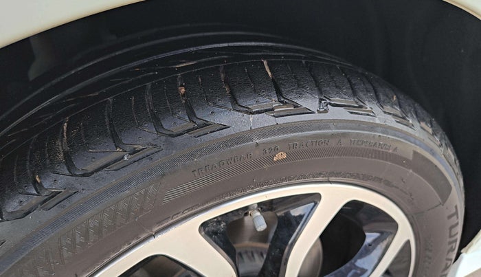 2021 Mercedes Benz C Class C 200 Prime, Petrol, Automatic, 23,560 km, Right Rear Tyre Tread