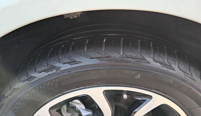 2021 Mercedes Benz C Class C 200 Prime, Petrol, Automatic, 23,560 km, Left Front Tyre Tread