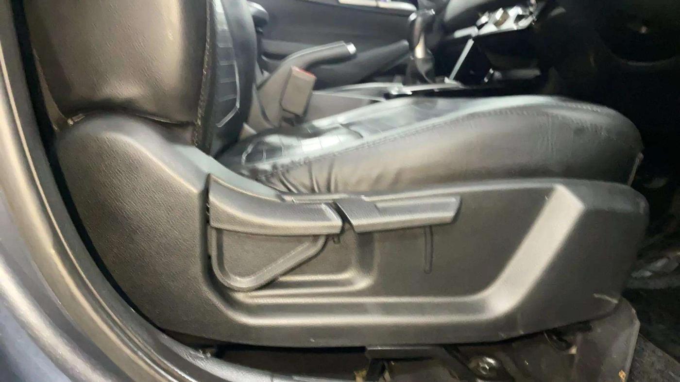 2020 KIA SELTOS HTK PLUS 1.5, Petrol, Manual, 93,929 km, Driver Side Adjustment Panel
