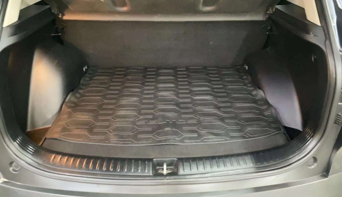 2020 KIA SELTOS HTK PLUS 1.5, Petrol, Manual, 93,840 km, Boot Open Zoomed View